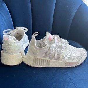 Adidas NMD_R1 white and pink size 5
